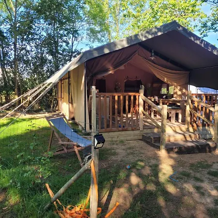 Tente Safari בית נופש Saint-Martin-des-Besaces