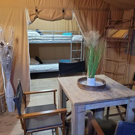 בית נופש Tente Safari