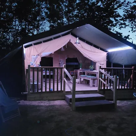 Tente Safari Saint-Martin-des-Besaces