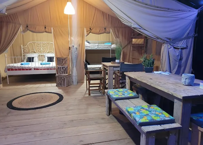 Vakantiehuis Tente Safari Saint-Martin-des-Besaces