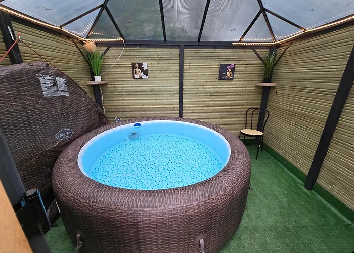 Tente Safari Дом отдыха Saint-Martin-des-Besaces